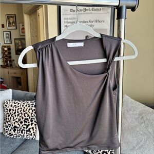 Chic Charcoal Women's Tank Top